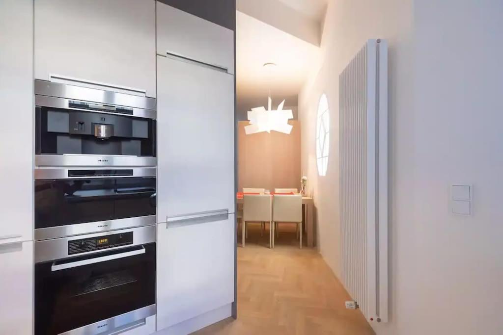 Luxury Apartment On Old Town Square Praga Exterior foto